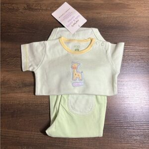 NWT Carter’s Outfit
